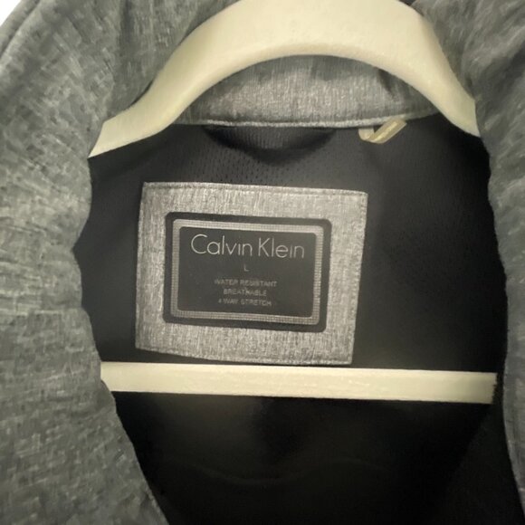 Calvin Klein Men's Classic Soft Shell Water Resistant Jacket Size L Gray Neutral - Picture 2 of 10